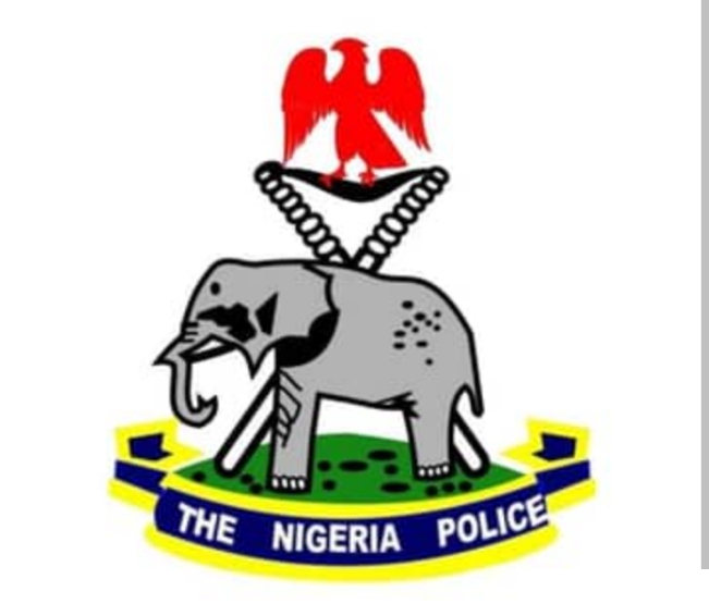 Man,allegedly,drowns,Lagoon,escape,arrest,Police,Azeez,bags-of-cement,Spokesperson,Police-command,Lagos-State,Lagos,SP Benjamin,Hundeyin,Director-in-charge,Emergency-Management-Agency,LASEMA,operations,Lagos-Central,name-not-mentioned),reported,the-case,Ikoyi-Police-Division,corpse,evacuated,Mainland,General,Hospital,Mortuary,Yaba,for-autopsy,preservation