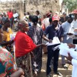 Christmas: Nasarawa Lawmaker Hon. John Ovey gives cash to 1000 women, rice to 600 constituents